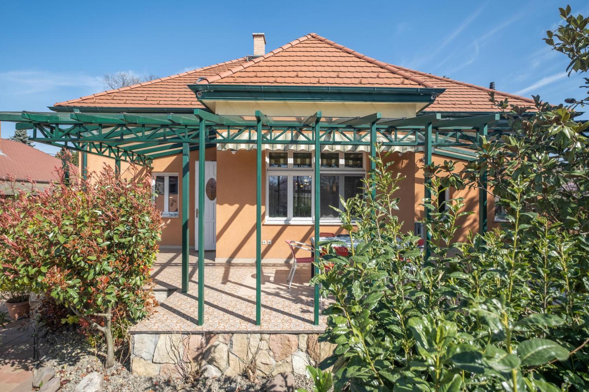 Giovanni'S Airport House Budapest Exterior foto